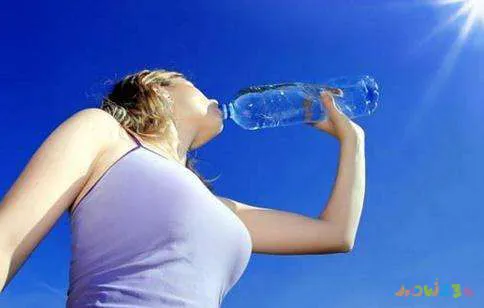 喝水减肥运动后会反弹吗_运动后怎么喝水减肥吗_喝水减肥运动后多久排尿
