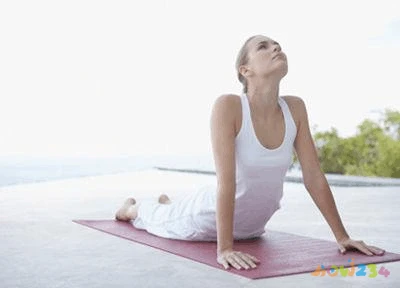 腰部赘肉最难减,这十大运动有效瘦腰