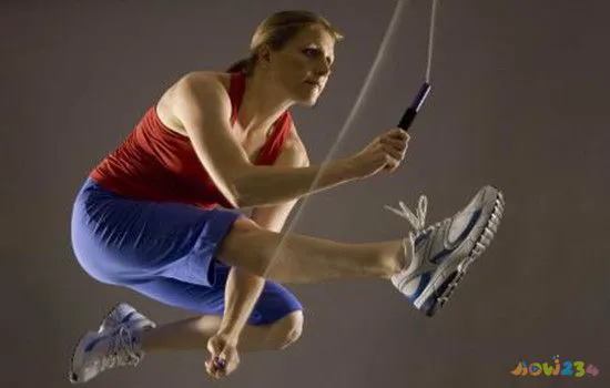 跳绳减肥明星运动视频_明星减肥运动跳绳_跳绳的体育明星