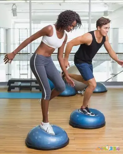 跳跃运动瘦小腿_做跳跃运动小腿会变粗吗_跳跃瘦腿运动小孩能做吗