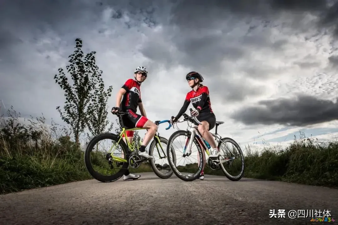 臀部大腿减脂_什么运动减大腿和臀部效果好_减臀部和大腿根部的运动