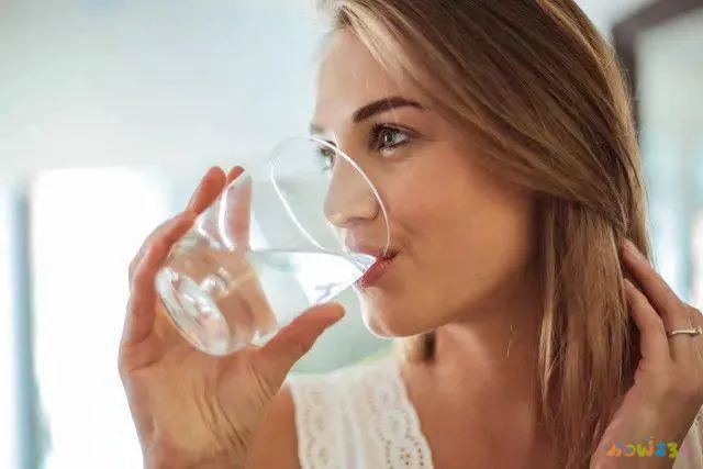 减肥运动后喝水会变胖吗_运动后怎么喝水减肥_喝水减肥运动后多久排尿