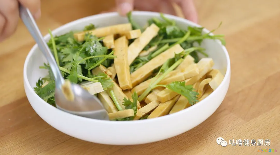 运动完后吃什么减脂_完运动减脂吃后会胖吗_减脂运动之后吃什么