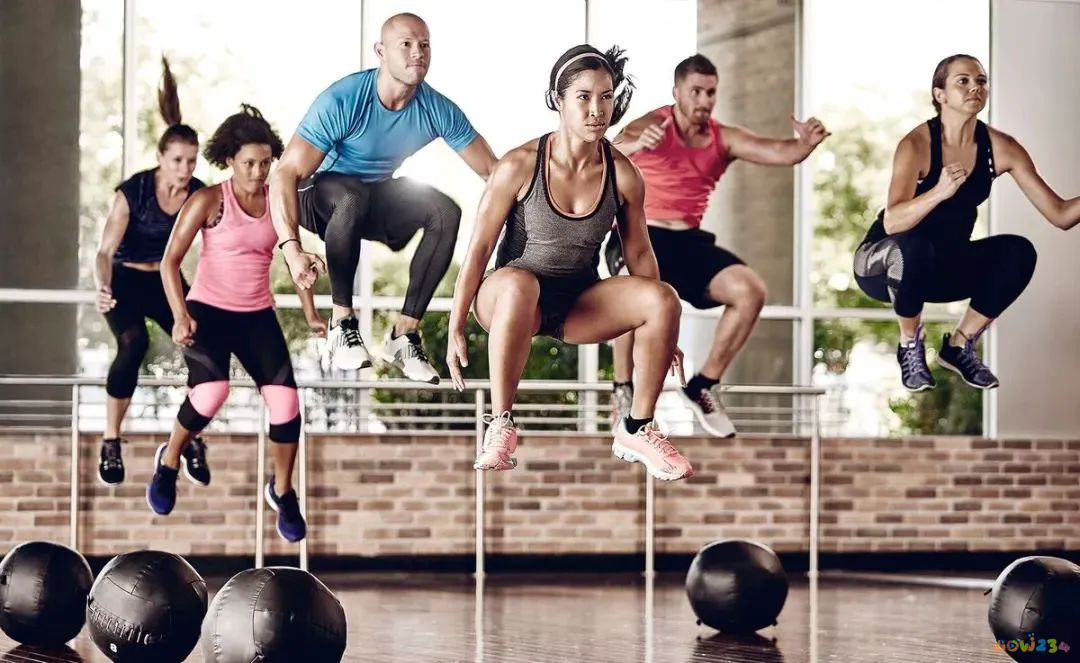 腿不动的有氧运动_提肛运动能紧缩阴道吗_有氧运动能使腿