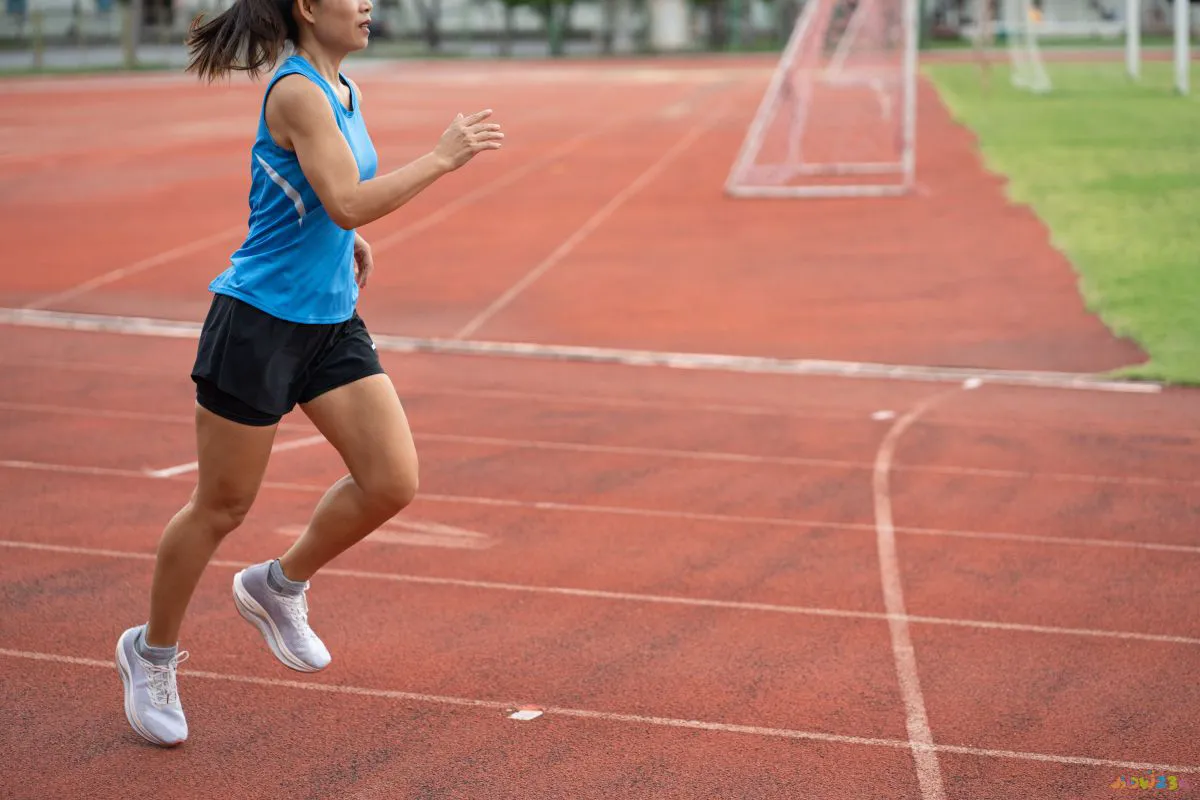 经期运动可以缓解痛经_经期可以运动吗_经期运动可以排淤血吗