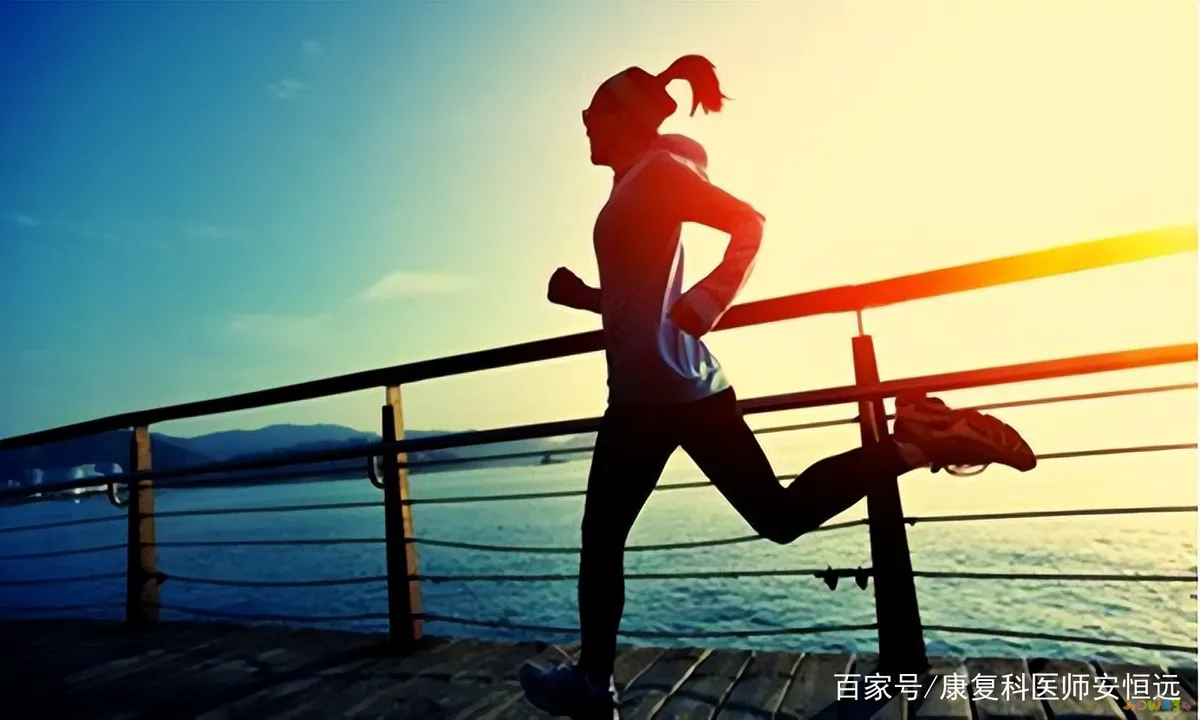 晚上运动适合做俯卧撑吗_哪些运动适合晚上做_晚上运动适合做哪些运动