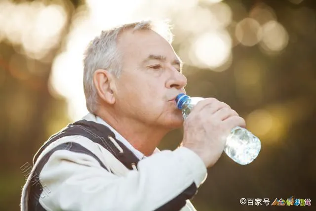 喝水减肥运动后多久有效_减肥运动后喝水会变胖吗_运动后怎么喝水减肥