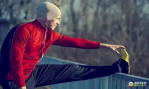 蹲坐动作参考_蹲坐的标准动作图片_快速蹲坐运动图片