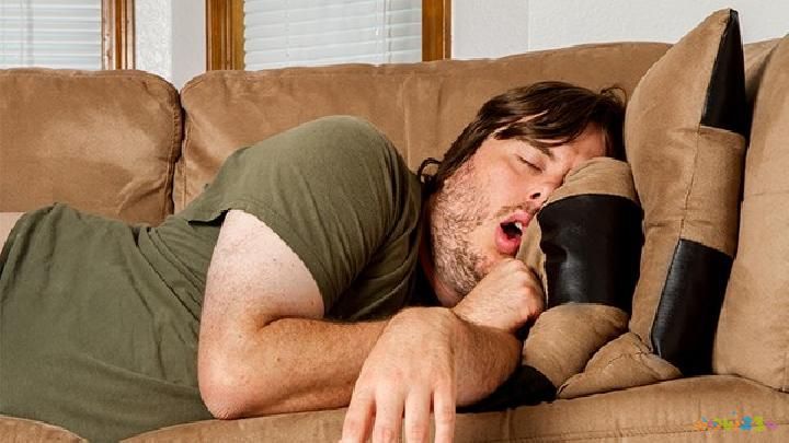 如何才能快速进行燃脂瘦身 教你6个睡前减肥小动作轻松瘦下