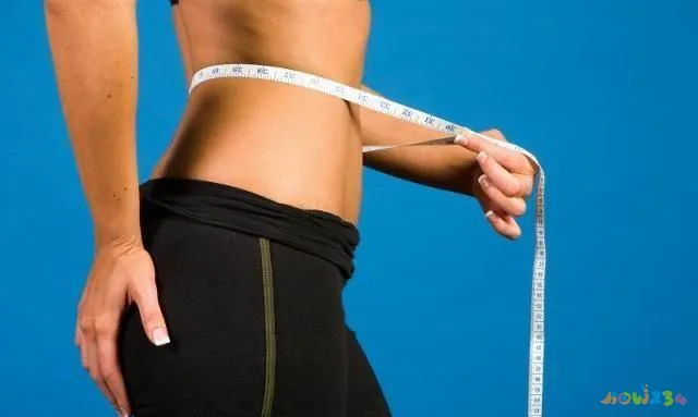 瑜伽减肥初学者在家做_自己在家做减肥酵素_可以在家里做的减肥运动