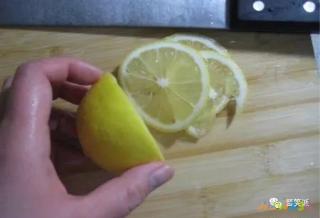 一天瘦一斤的运动方法_瘦肚子的最快方法运动视频_男生瘦肚子的最快方法运动