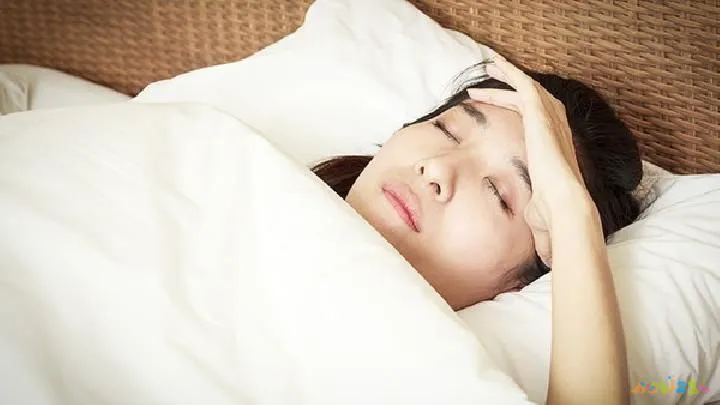 如何才能快速进行燃脂瘦身 教你6个睡前减肥小动作轻松瘦下