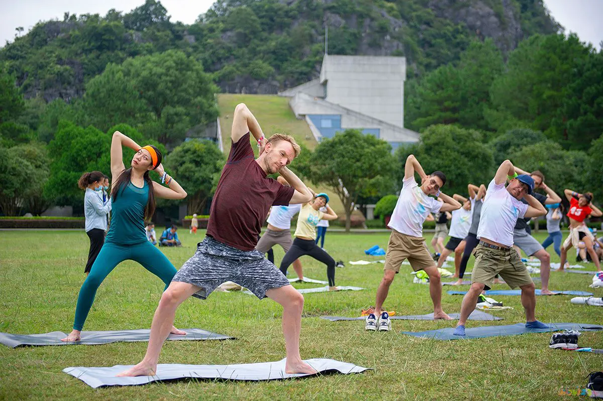 瘦肚子运动男人方法视频_瘦肚子运动男人方法有哪些_男人瘦肚子的最快方法运动