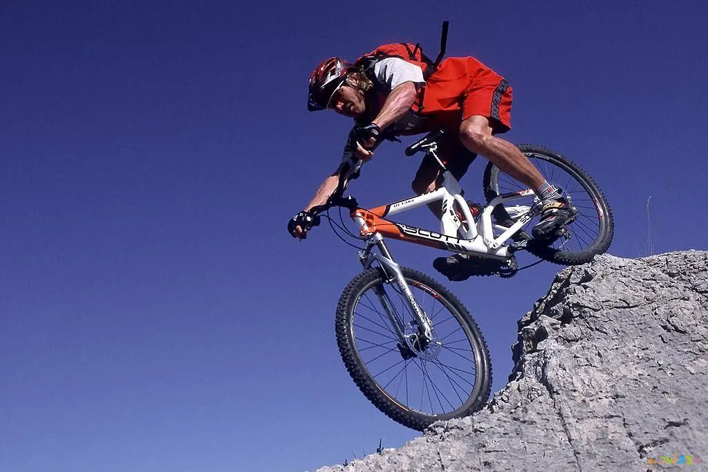 不去健身房,周末在家什么运动减肥好?