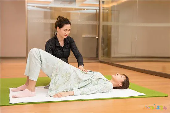 坐月子能运动吗_坐月子能做运动恢复身材吗_坐月子能做运动