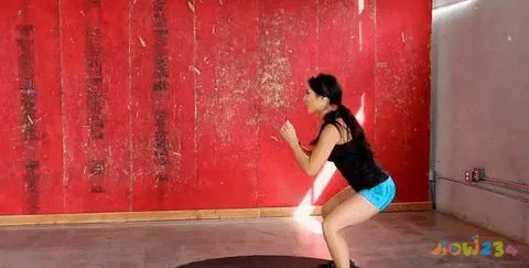 可以在家里做的减肥运动_自己在家做减肥酵素_瑜伽减肥初学者在家做