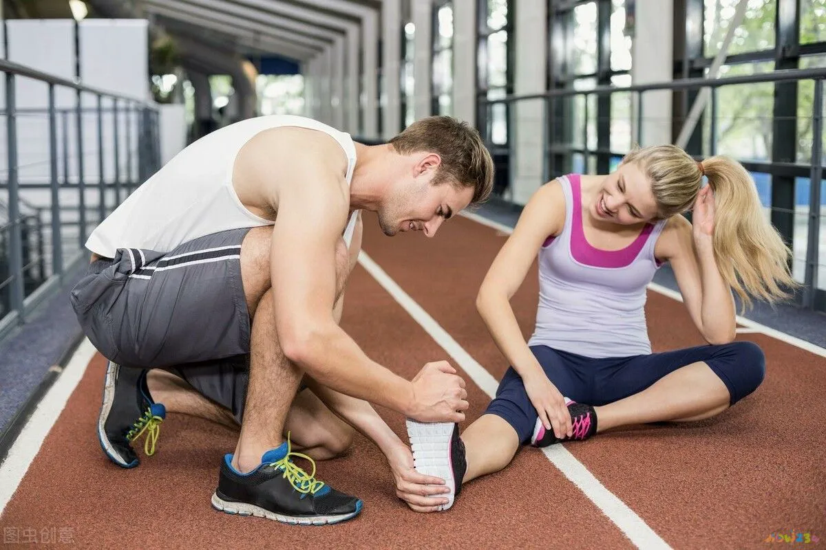 健身房里什么运动最减肥_房间减肥运动_减肥健身房运动顺序