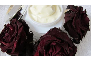 兰蔻粉水在哪个步骤用 二次清洁水和爽肤水的区别