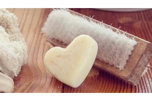 干性皮肤用什么洗面奶 洗面奶推荐