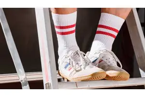 白色帆布鞋怎么洗干净 白色帆布鞋发黄怎么办