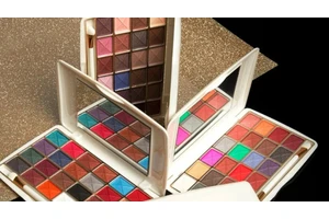 大地色裸妆眼影画法