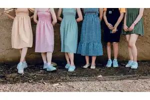 裙子领口太大怎么办 v领裙子太低怎么办