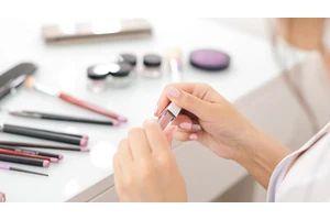 化妆用的海绵叫什么 新手用粉扑还是美妆蛋