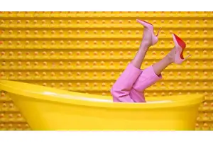 高跟鞋不跟脚老掉怎么办 高跟鞋为什么老是掉根