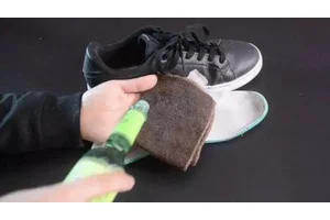 为什么鞋子洗了反而容易臭 怎样去除鞋里面的臭味