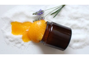 定妆喷雾是什么 一款夏日必备的定妆神器