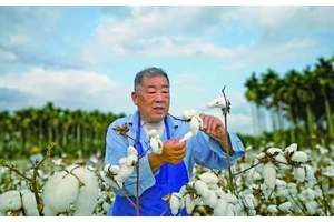 “让所有人穿暖”，离不开这位爷爷！