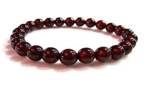 石榴石的功效与作用，三种女人戴石榴石的好处