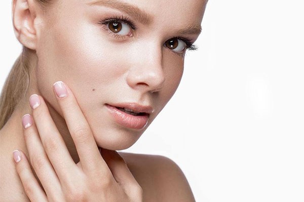 雅诗兰黛持妆粉底液适合痘痘肌吗 雅诗兰黛 粉底液 第1张 雅诗兰黛持妆粉底液适合痘痘肌吗 雅诗兰黛 粉底液 第1张