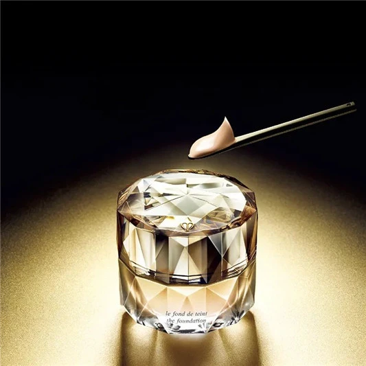 秋冬底妆推荐，粉底 底妆 粉底 第3张