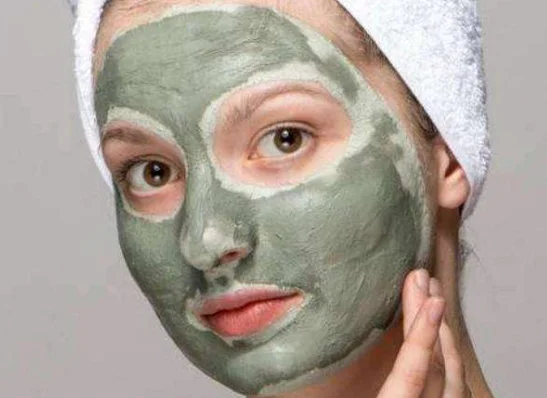 挤完粉刺痘痘可以敷面膜吗 敷面膜 挤完粉刺面膜 美妆 第2张