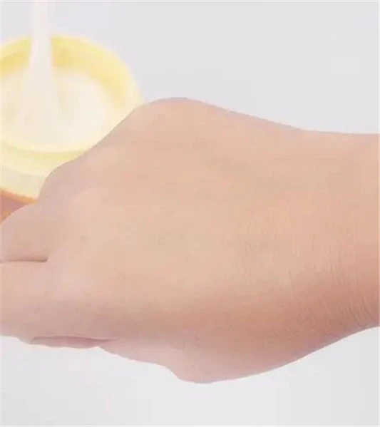 护手霜盘点，茱莉蔻不值，维生素E乳全身涂，凡士林真的好用 护手霜 第12张