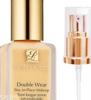 雅诗兰黛和dior迪奥粉底液哪个好 雅诗兰黛 雅诗兰黛和迪奥粉底液 第1张