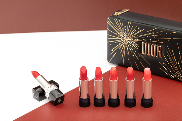 迪奥圣诞限量口红套装2020多少钱 2020迪奥口红最新价格一览表 迪奥 迪奥圣诞限量口红套装价格 美妆 第1张