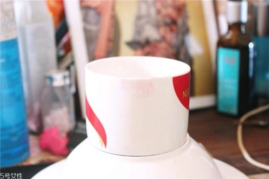 雅诗兰黛恋爱310好看吗，雅诗兰黛love310真人试色 雅诗兰黛 口红 雅诗兰黛恋爱310好看吗 第6张