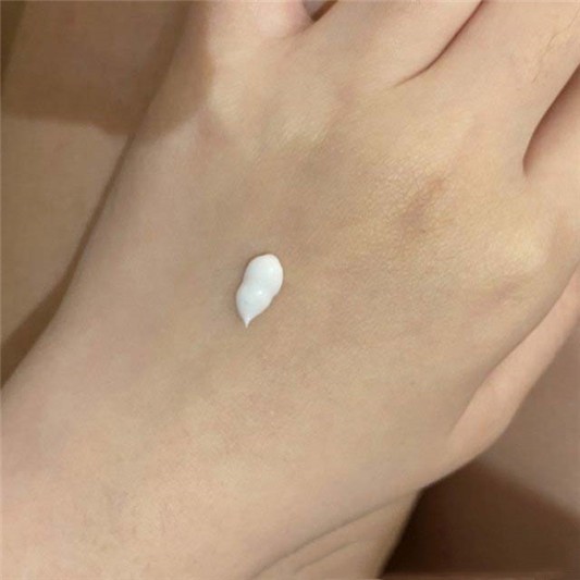 新入手KANEBO抚纹活肤晶心得 KANEBO 佳丽宝 第1张