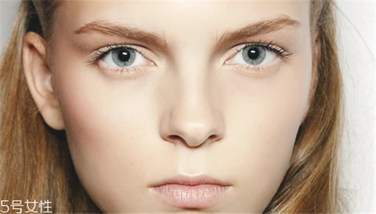 雅诗兰黛渐变腮红哪个好，雅诗兰黛渐变腮红色号试色 雅诗兰黛 雅诗兰黛渐变腮红哪个好 雅诗兰黛渐变腮红色号试色 第9张