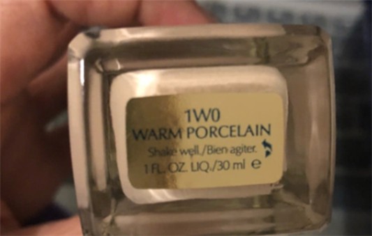 雅诗兰黛沁水1w0很白吗， 在一定程度上提亮肤色 雅诗兰黛 粉底液 第1张