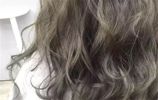 欧莱雅染发剂染到头皮怎么洗，欧莱雅染发哪个颜色好看 染发 欧莱雅 头发颜色 第7张