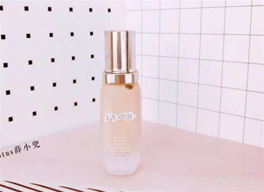 海蓝之谜粉底液适合什么肤质 海蓝之谜 粉底液 第2张