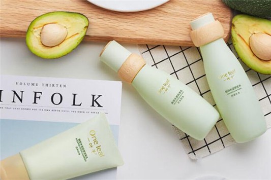 一叶子水乳怎么样 一叶子 爽肤水 乳液 第1张