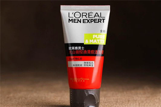 火山岩洗面奶很烂吗 火山岩 洗面奶 第2张