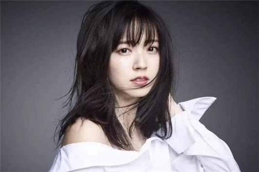 奶油肌和光泽肌的区别是什么 散粉 定妆喷雾 第1张