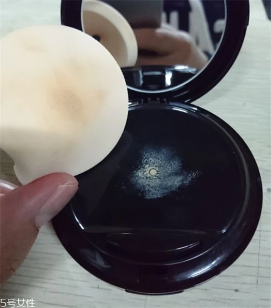 雅诗兰黛红石榴气垫cc代言人是谁，雅诗兰黛气垫哪款好用 雅诗兰黛 雅诗兰黛气垫 雅诗兰黛红石榴气垫cc代言人是谁 第6张