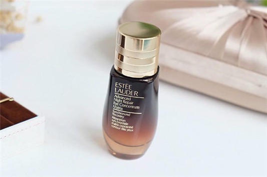 雅诗兰黛小棕瓶适用什么肤质 雅诗兰黛 精华液 第1张