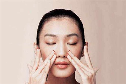 贴完面膜后的正确步骤 面膜 爽肤水 第1张